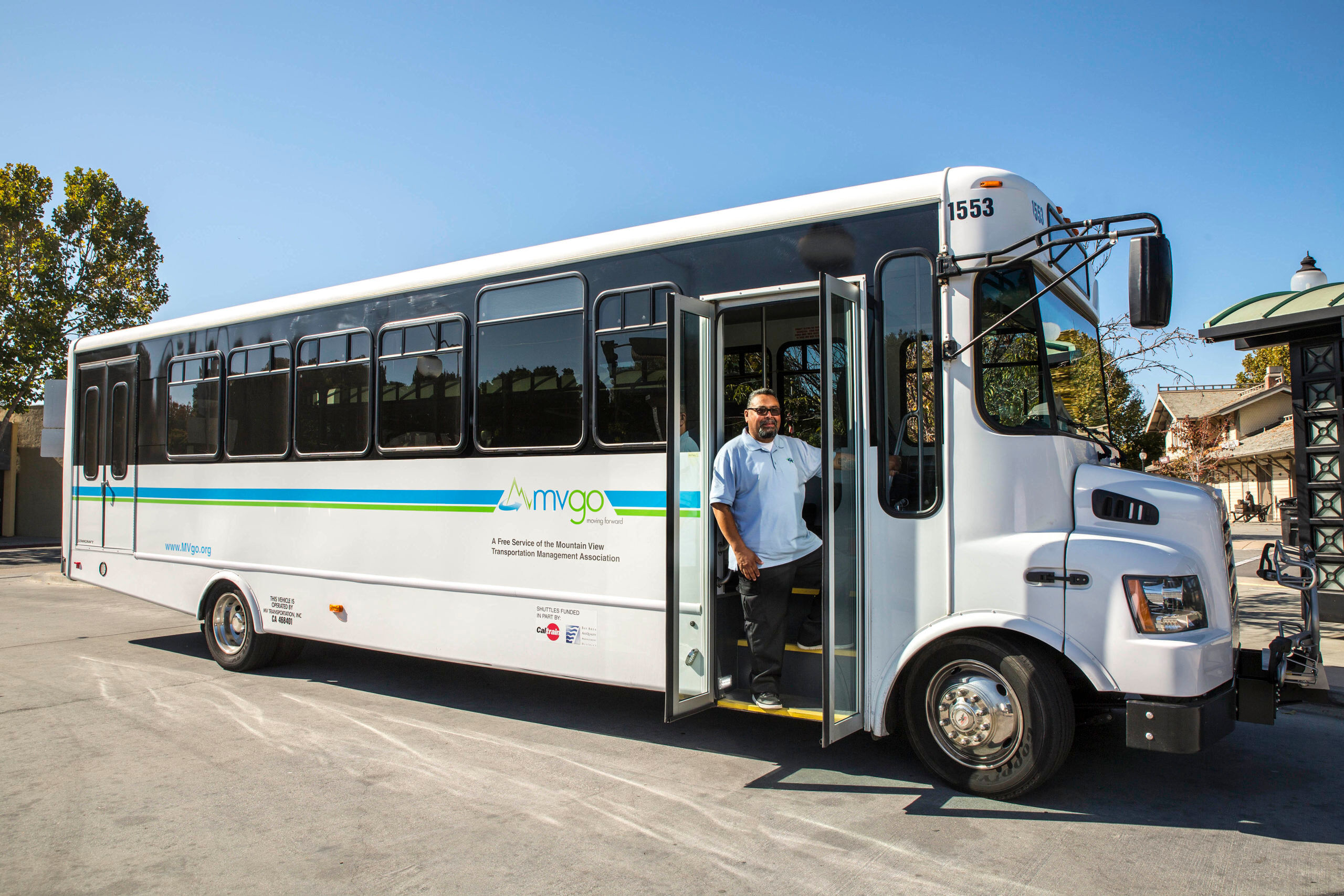 MvGo bus with driver